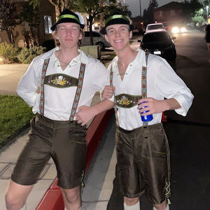 Meet your Posher, Cody